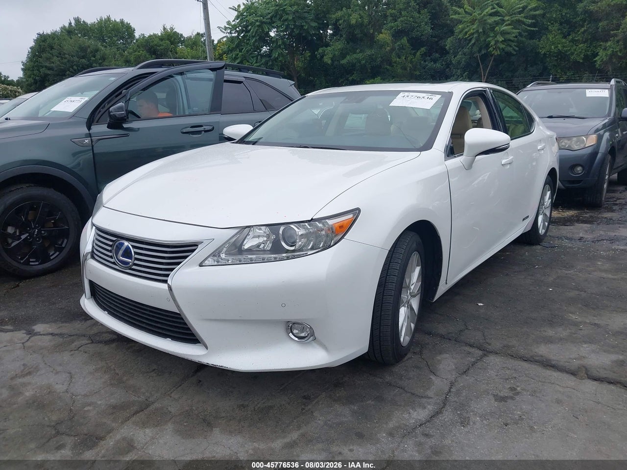 2015 LEXUS ES 300H · 2/12