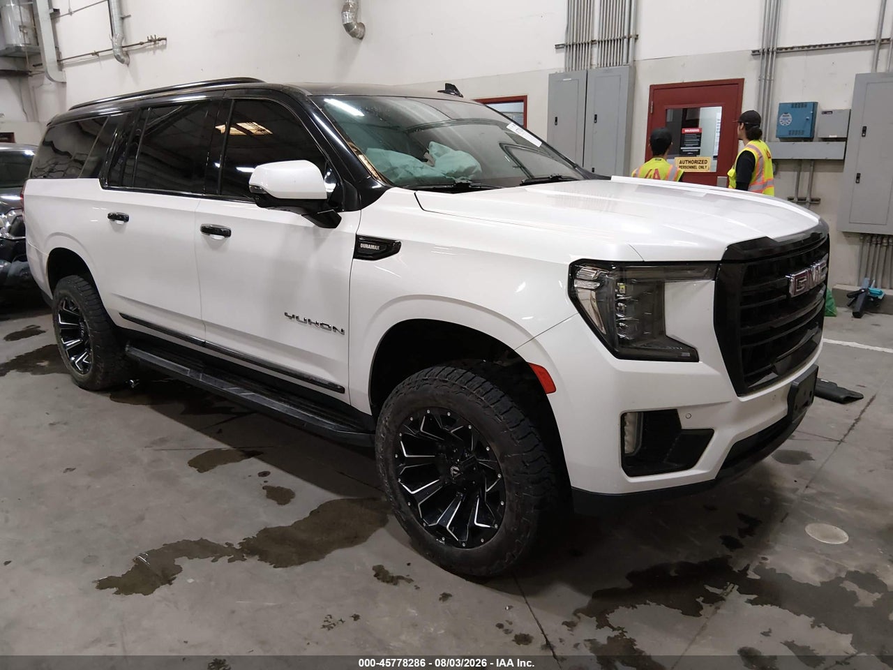 2021 GMC YUKON XL SLT