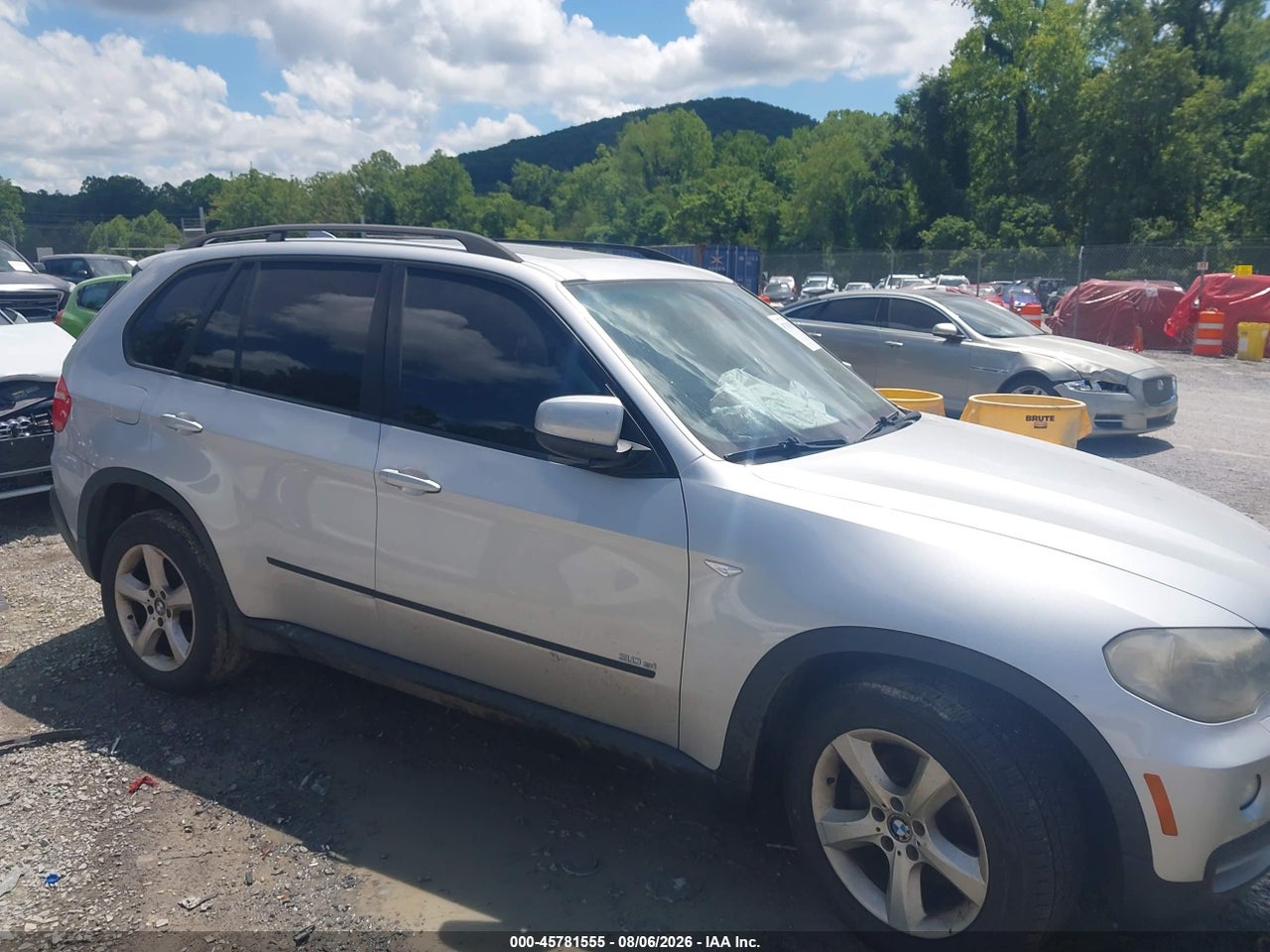 5UXFE43518L****** · 2008 BMW X5 3.0SI