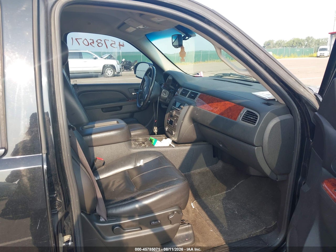 2011 GMC YUKON XL 1500 SLT · 5/12