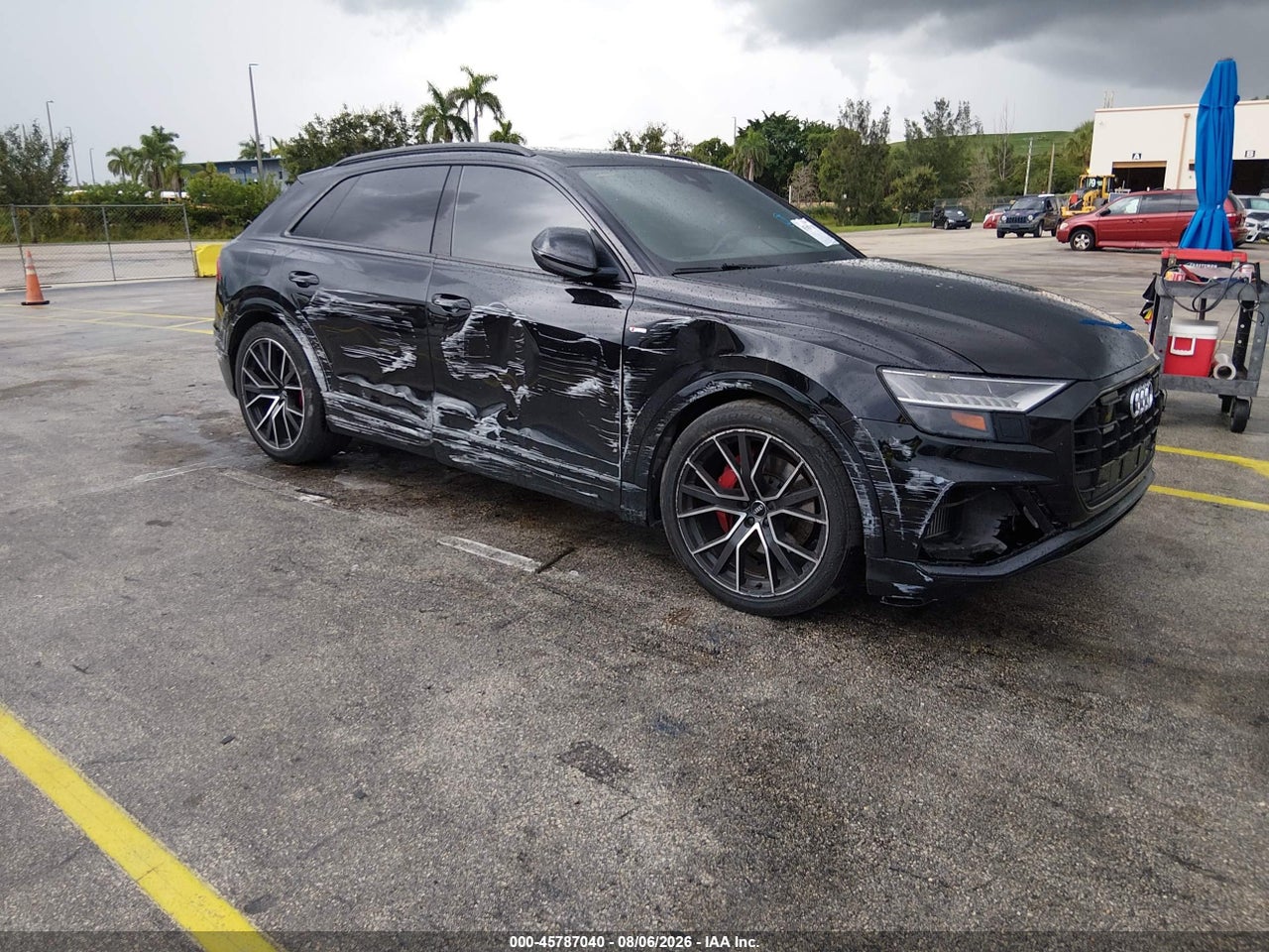 WA1FVAF12KD****** · 2019 AUDI Q8 55 PREMIUM