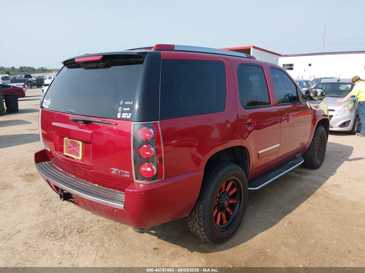 2012 GMC YUKON DENALI · 4/12