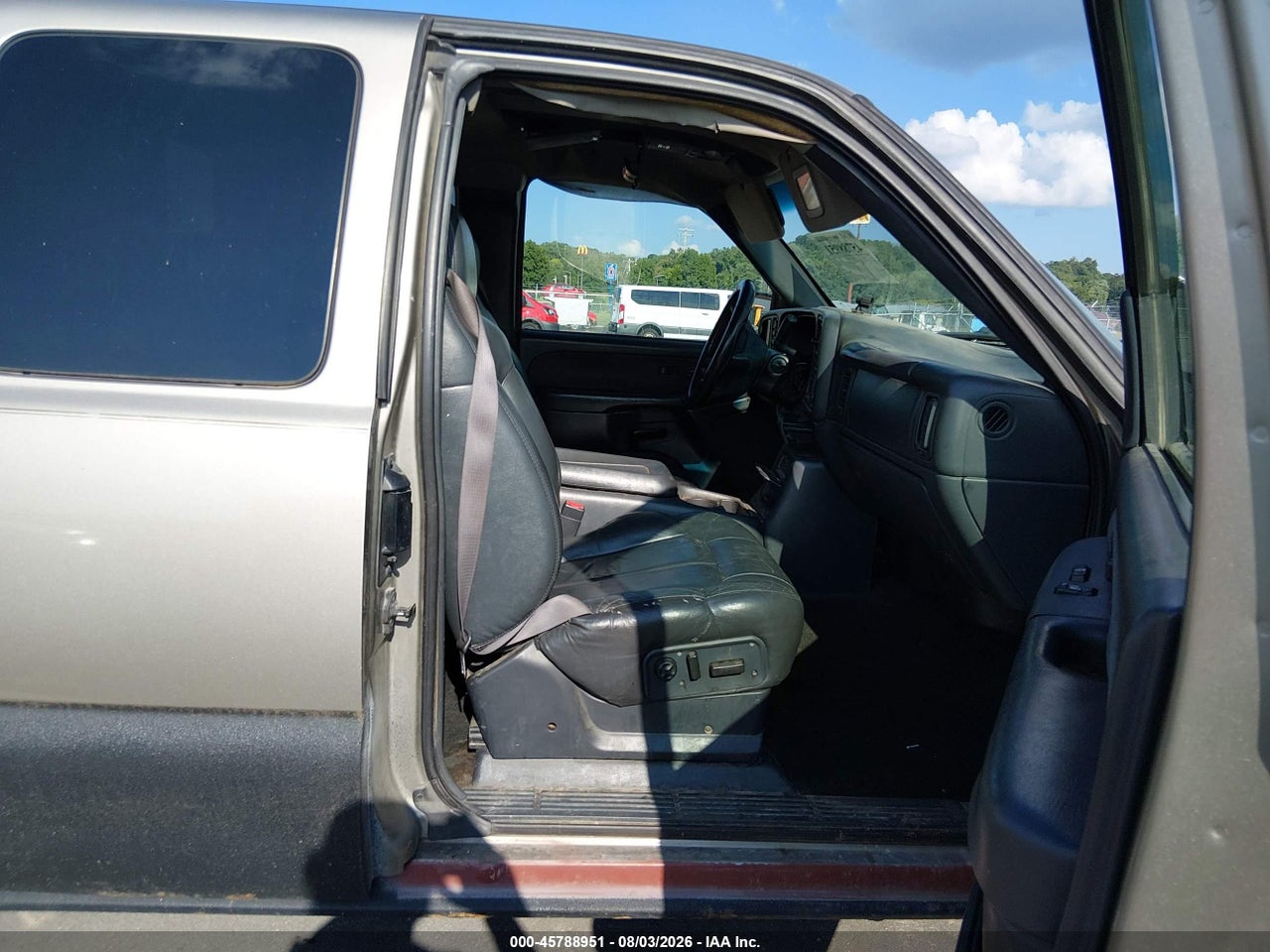 2002 GMC SIERRA 1500 SL/SLE/STANDARD · 5/12