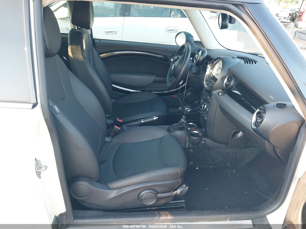 2012 MINI COOPER CLUBMAN · 5/12