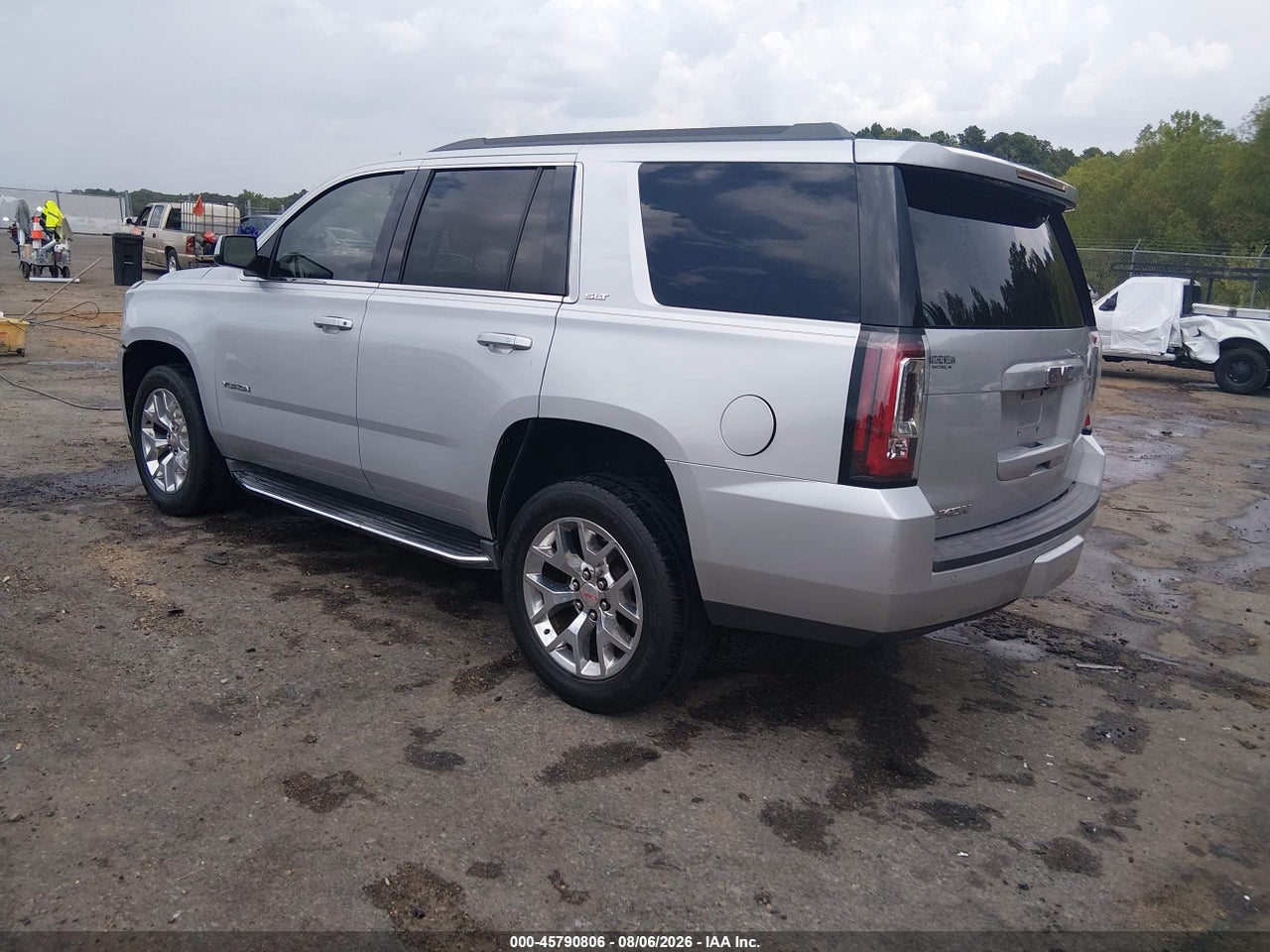 2016 GMC YUKON SLT · 3/12