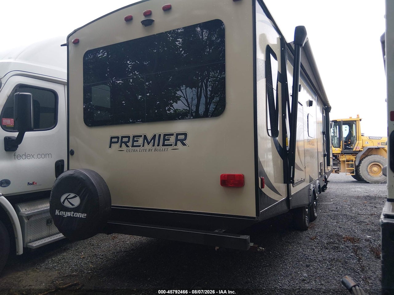 2018 KEYSTONE RV PREMIER · 4/12