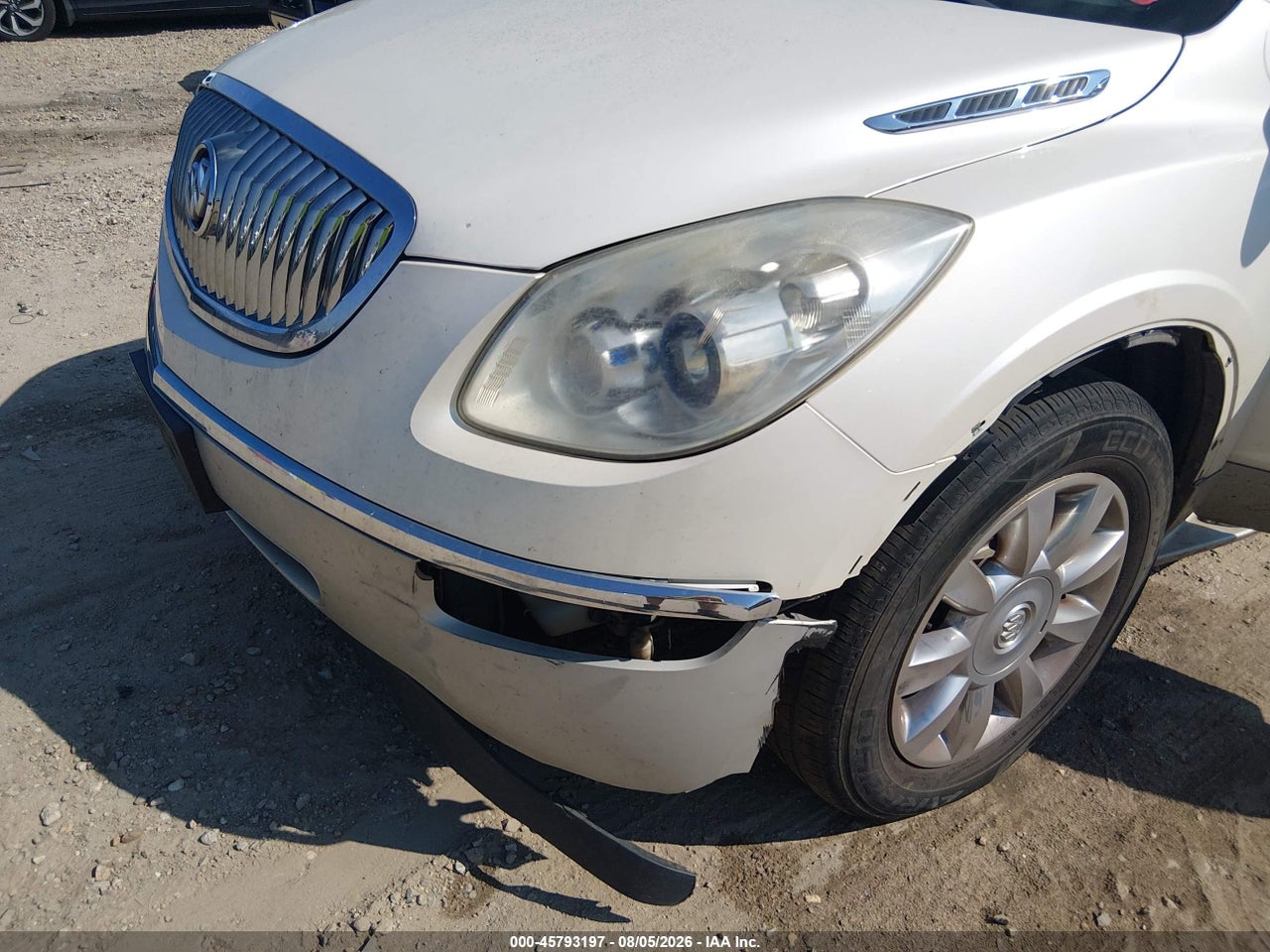 2011 BUICK ENCLAVE 1XL · 6/12