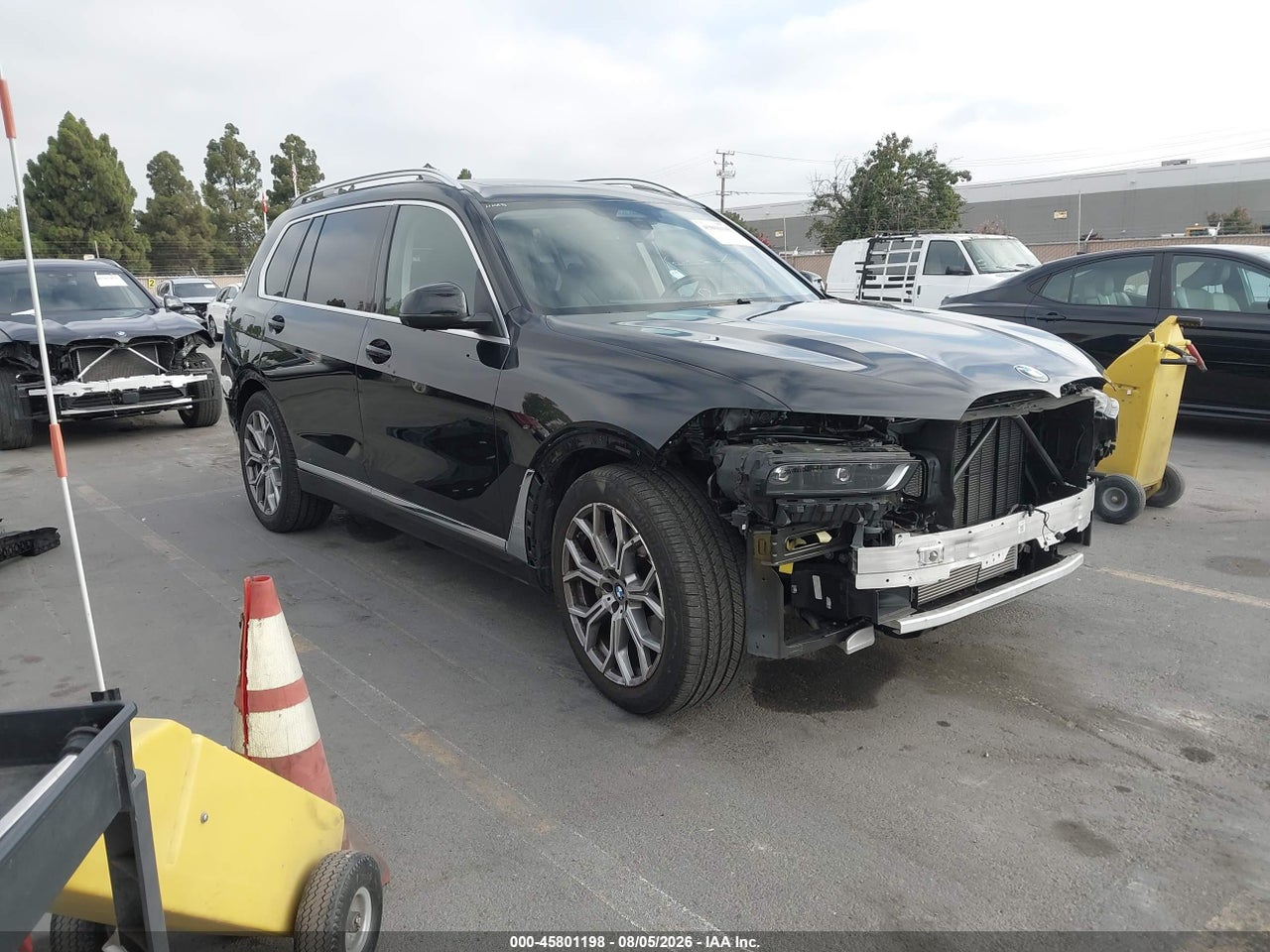 2025 BMW X7