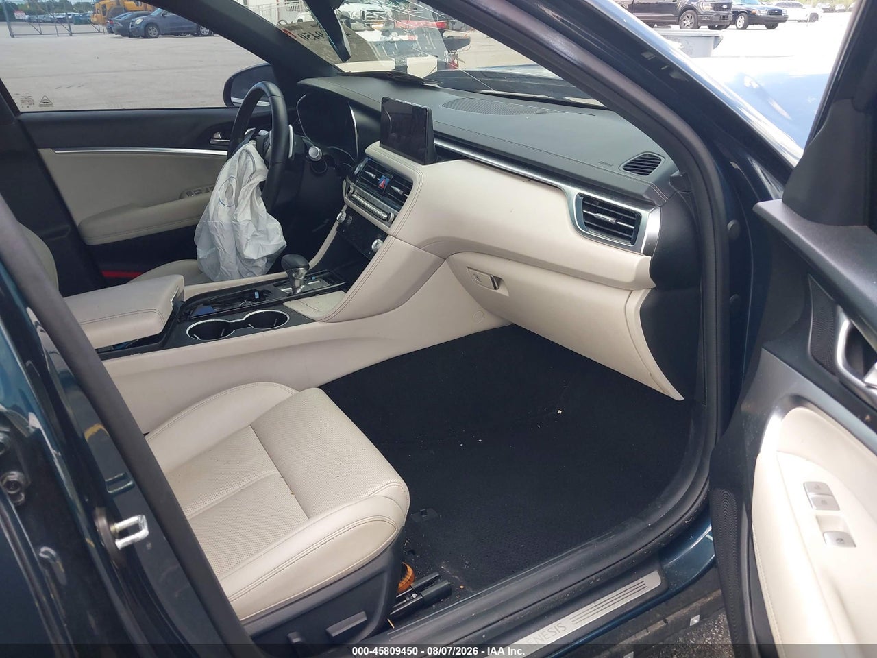 2025 GENESIS G70 2.5T RWD · 5/12