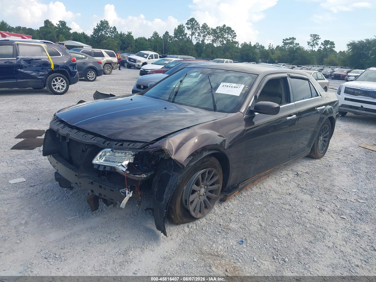 2013 CHRYSLER 300 MOTOWN · 2/12