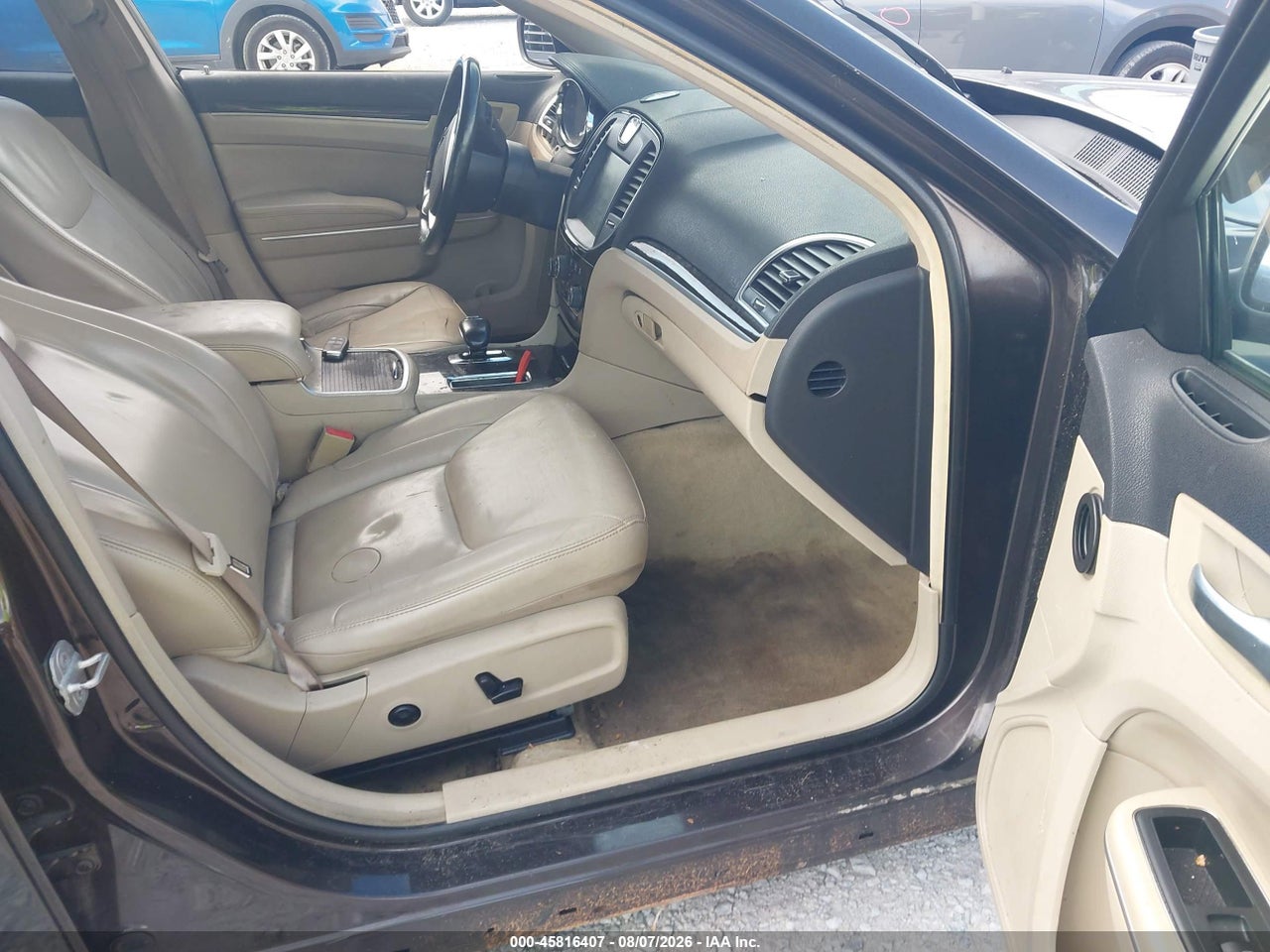 2013 CHRYSLER 300 MOTOWN · 5/12
