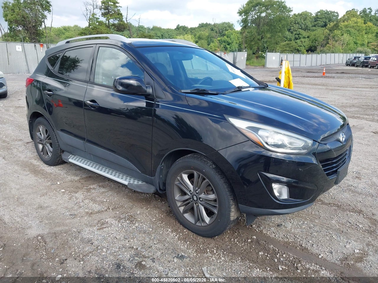 KM8JU3AG3FU****** · 2015 HYUNDAI TUCSON SE
