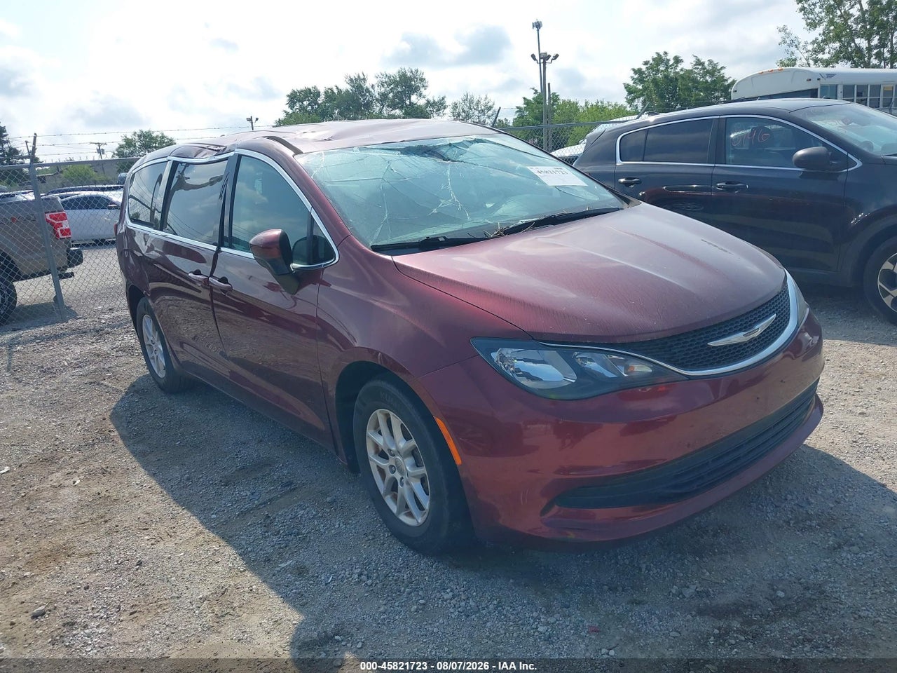 2C4RC1CG2JR****** · 2018 CHRYSLER PACIFICA LX