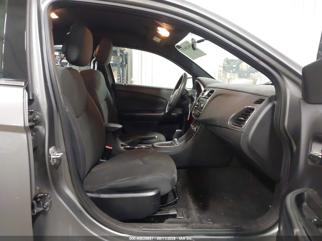 2012 CHRYSLER 200 LX · 5/12