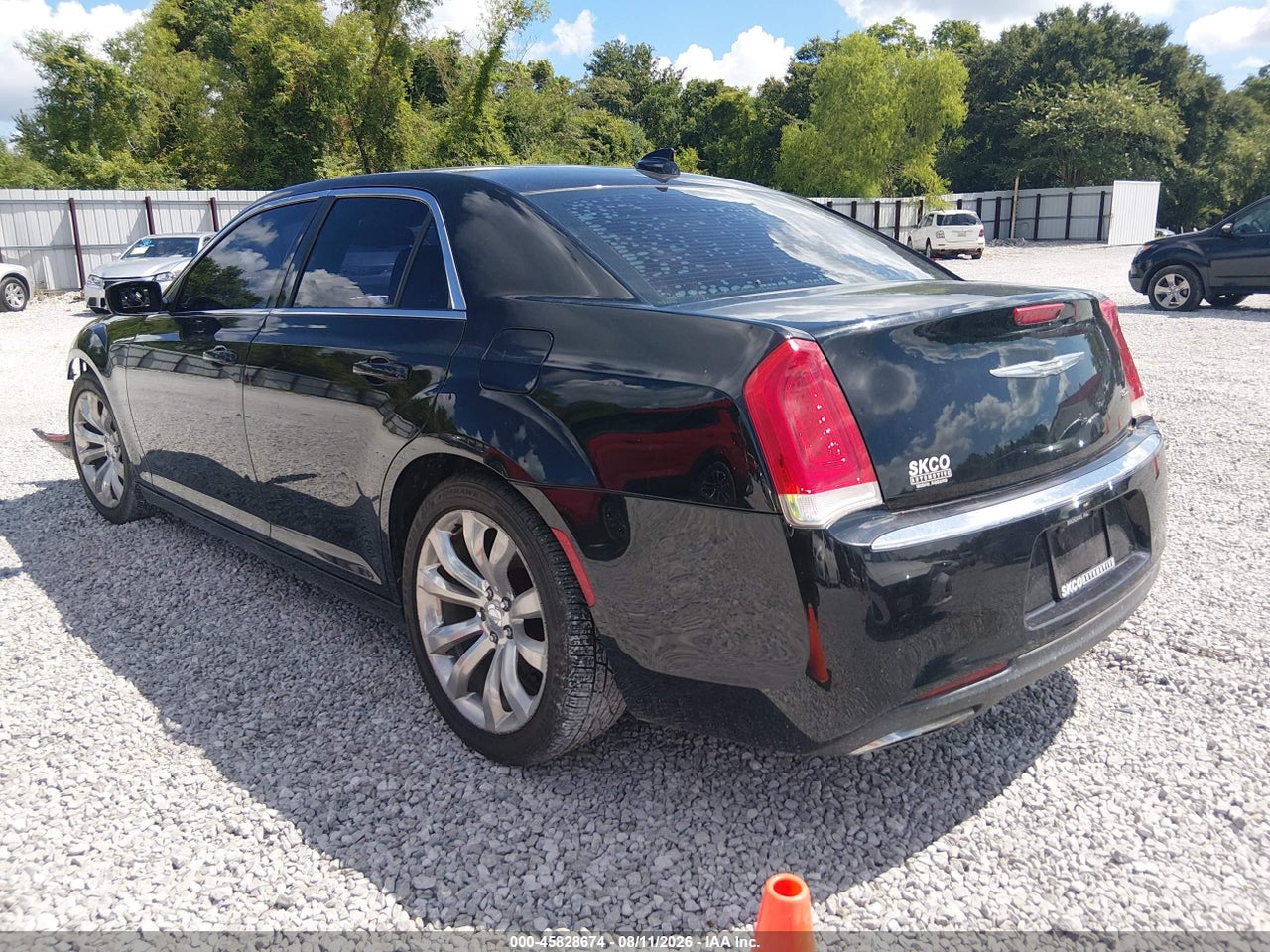 2017 CHRYSLER 300 LIMITED · 3/12