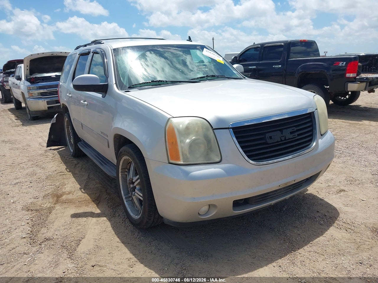 2010 GMC YUKON SLE