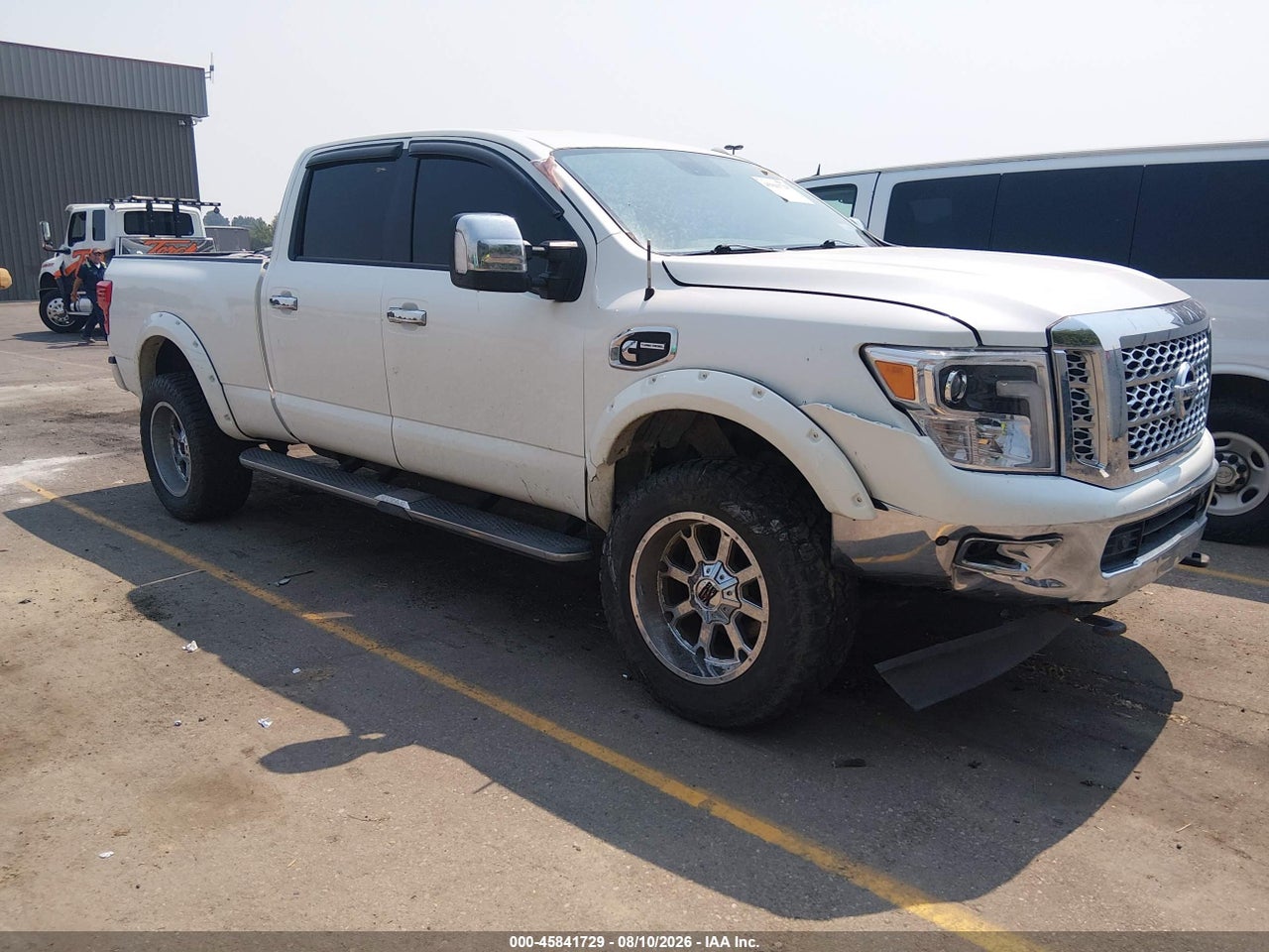 2016 Nissan Titan