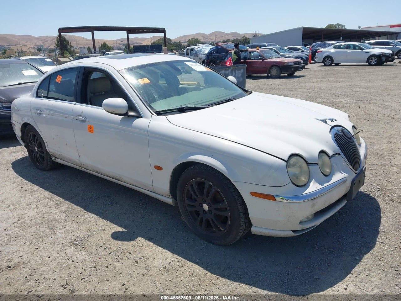 SAJEA01U24H****** · 2004 JAGUAR S-TYPE 4.2L V8