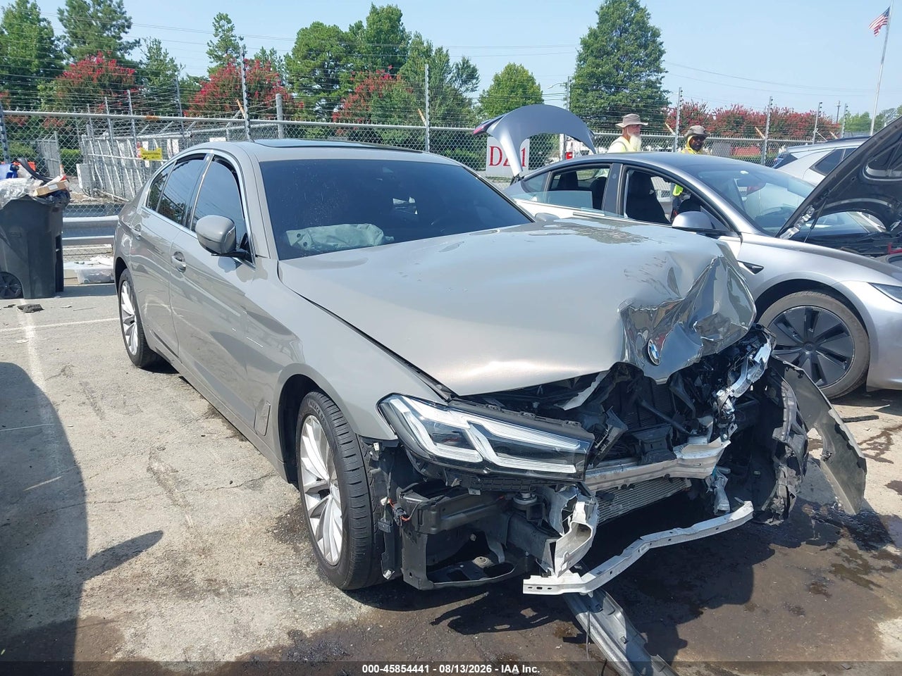WBA13BJ01MW****** · 2021 BMW 530 XI