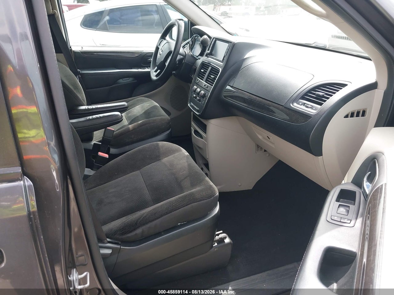 2018 DODGE GRAND CARAVAN SE · 5/12