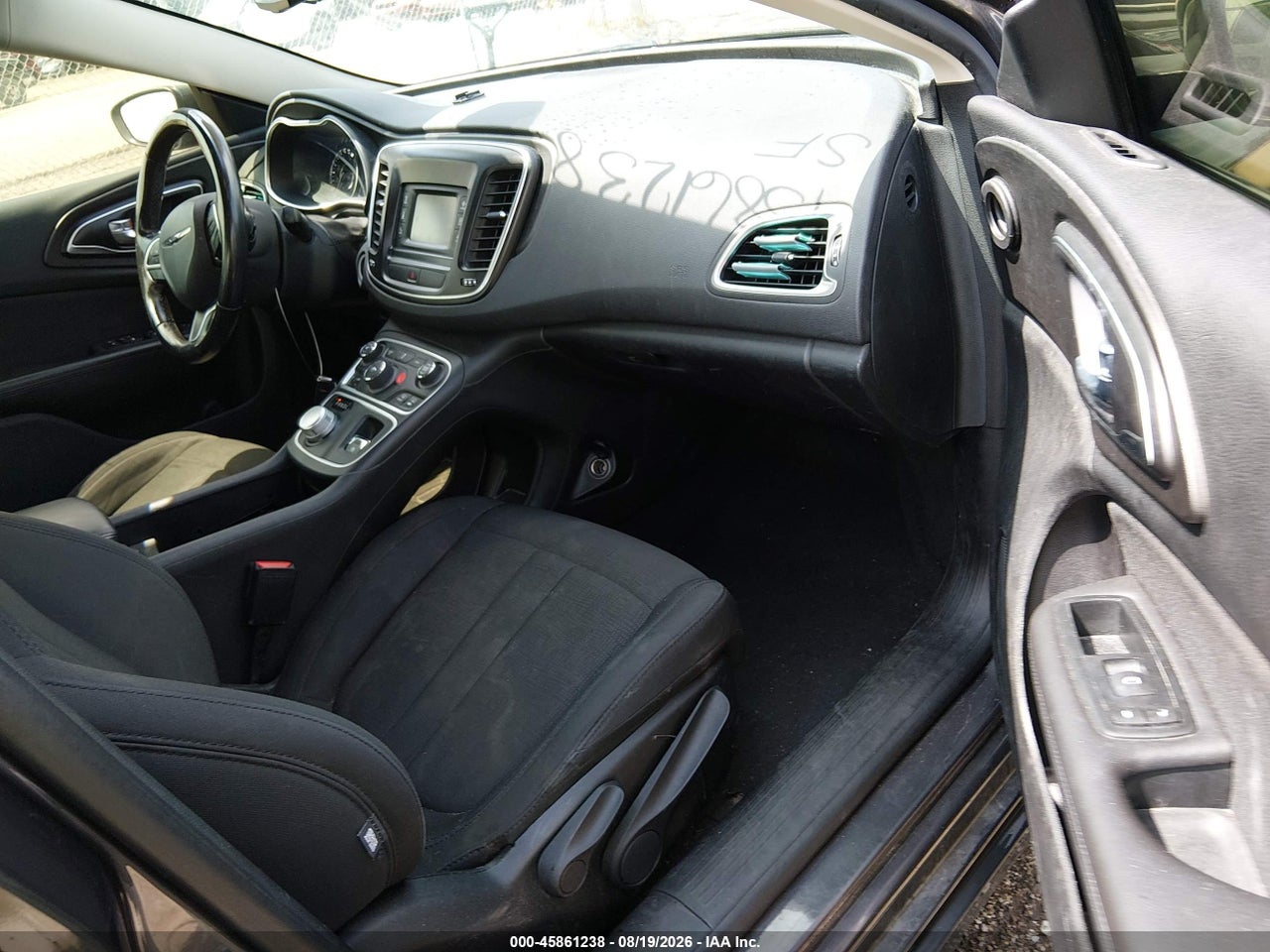 2016 CHRYSLER 200 TOURING · 5/12
