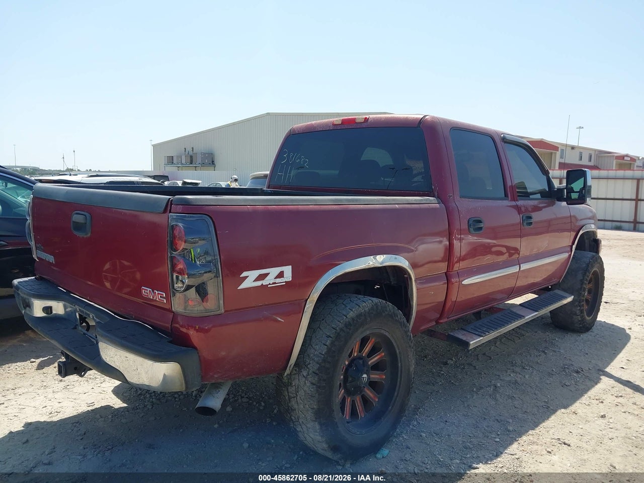 2005 GMC SIERRA 1500 SLE · 4/12