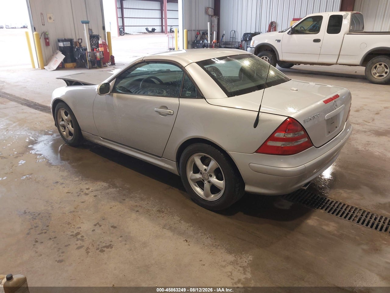 2001 MERCEDES-BENZ SLK 320 · 3/12