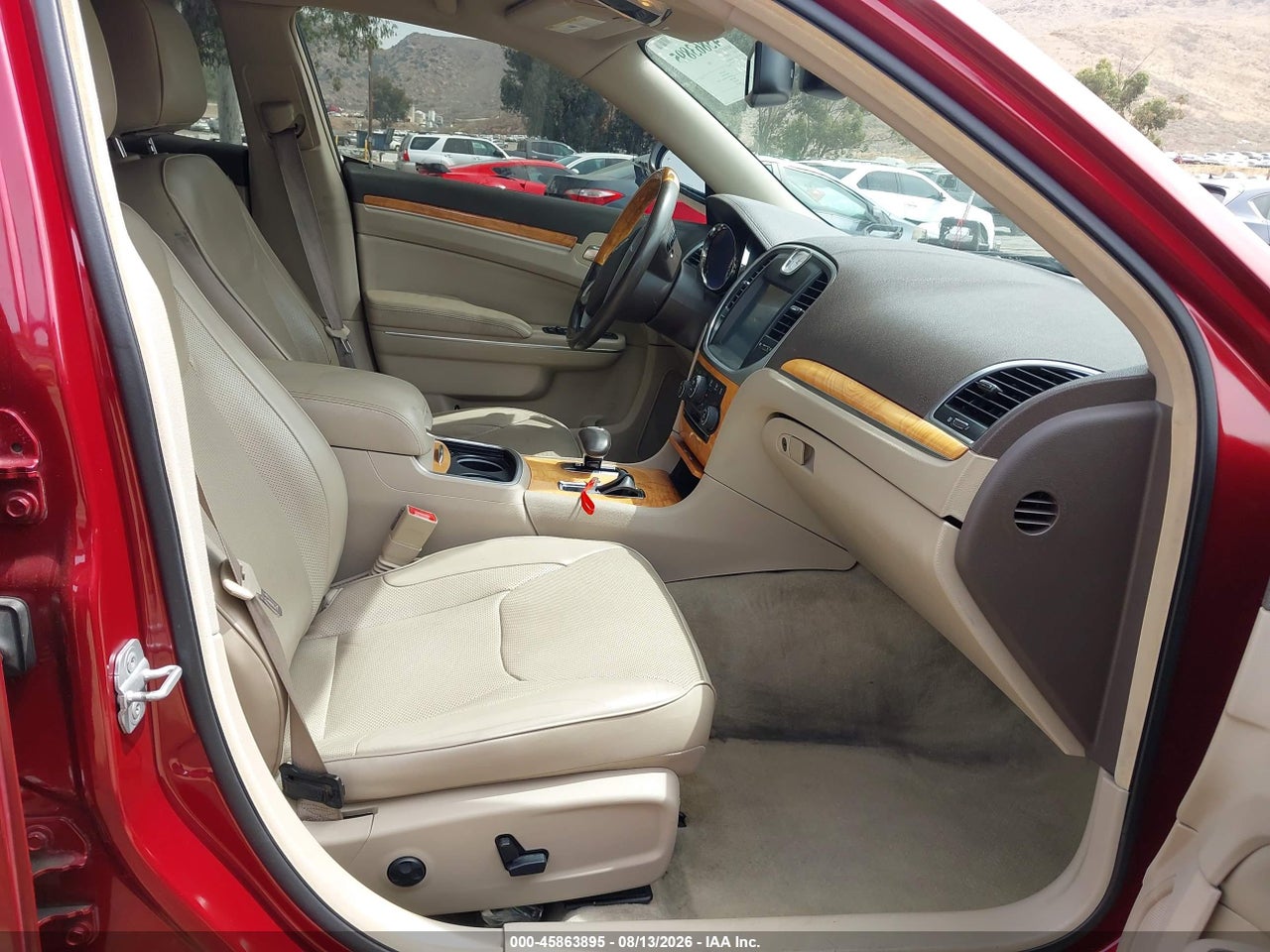 2013 CHRYSLER 300C · 5/12