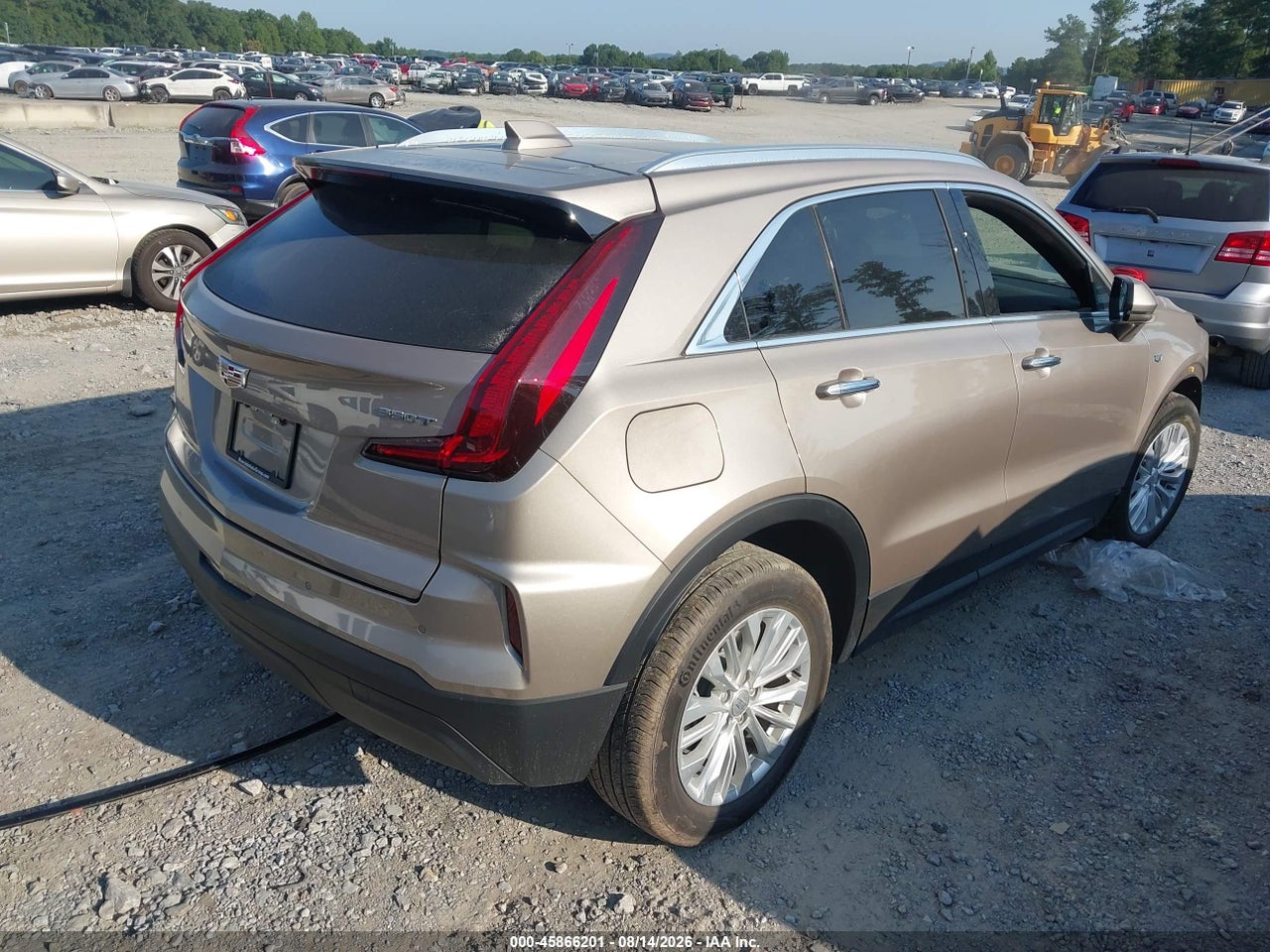 2024 CADILLAC XT4 FWD LUXURY · 4/12