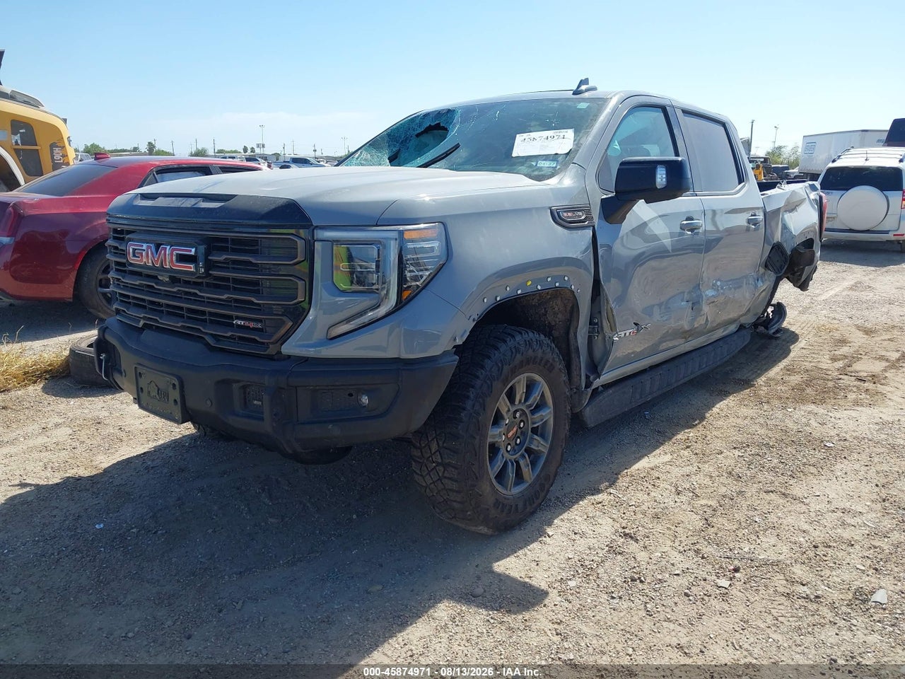 2025 GMC SIERRA 1500 4WD  SHORT BOX AT4X · 2/12
