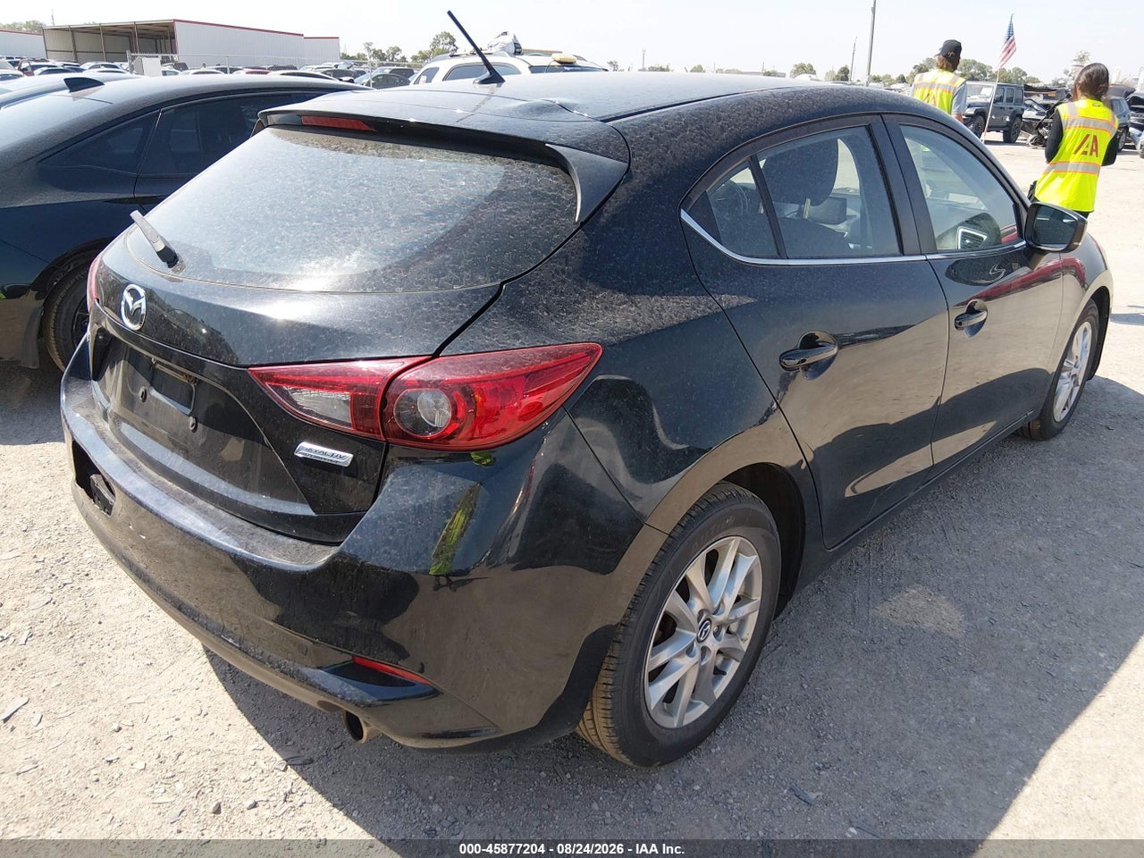 2017 MAZDA MAZDA3 TOURING · 4/12