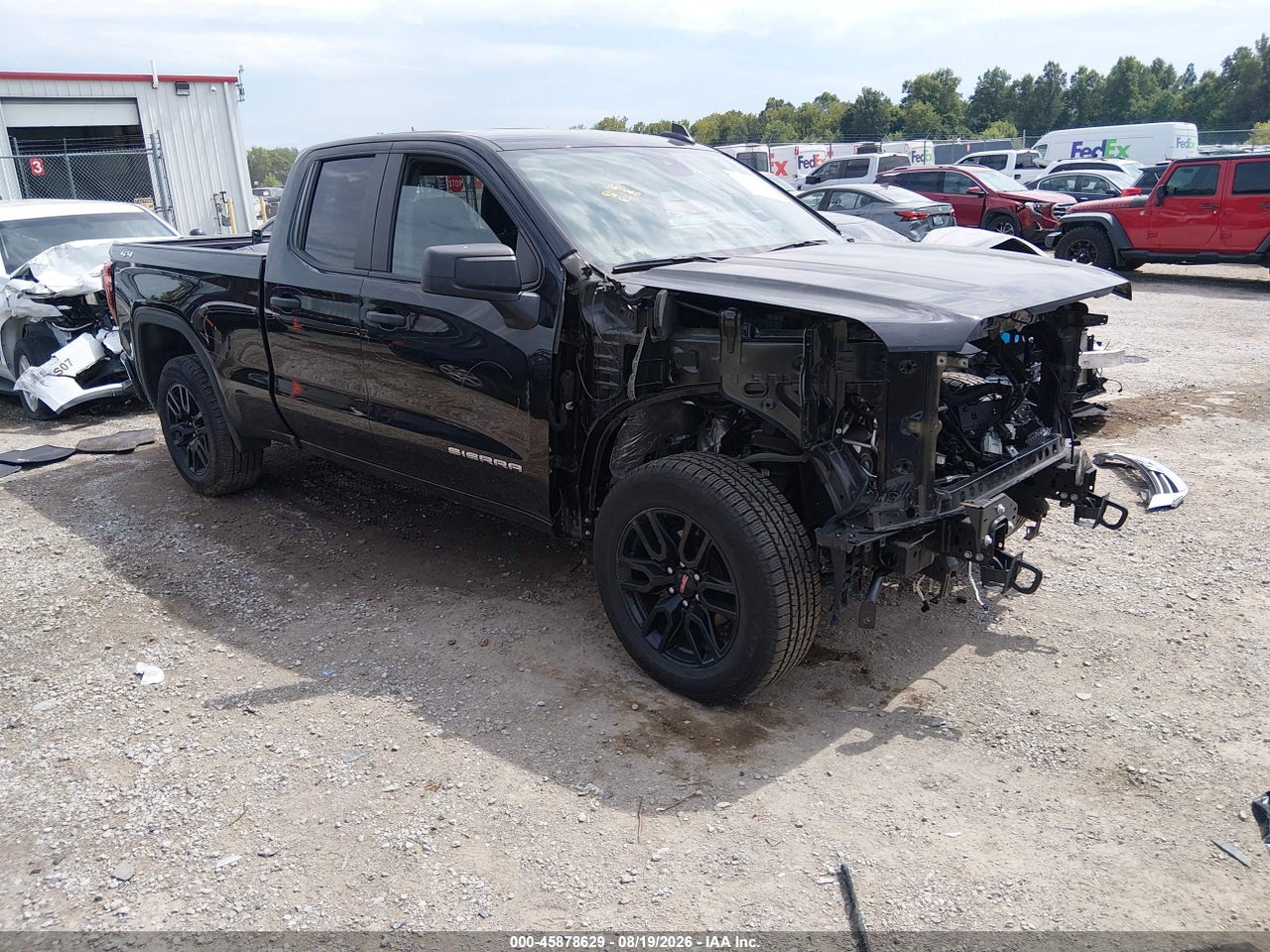 1GTRUAED3PZ****** · 2023 GMC SIERRA 1500 4WD  STANDARD BOX PRO