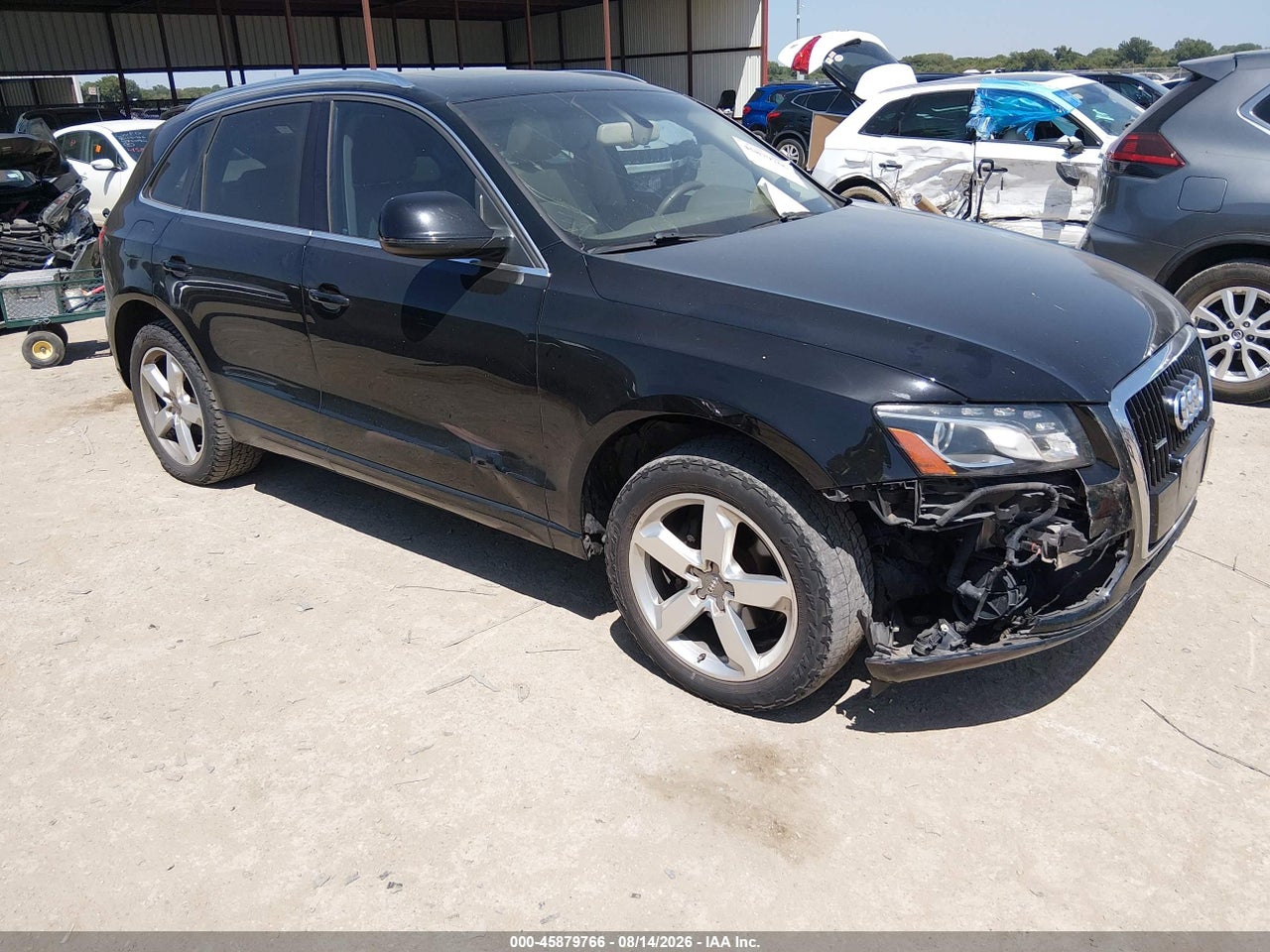 WA1LKAFP9AA****** · 2010 AUDI Q5 3.2 PREMIUM