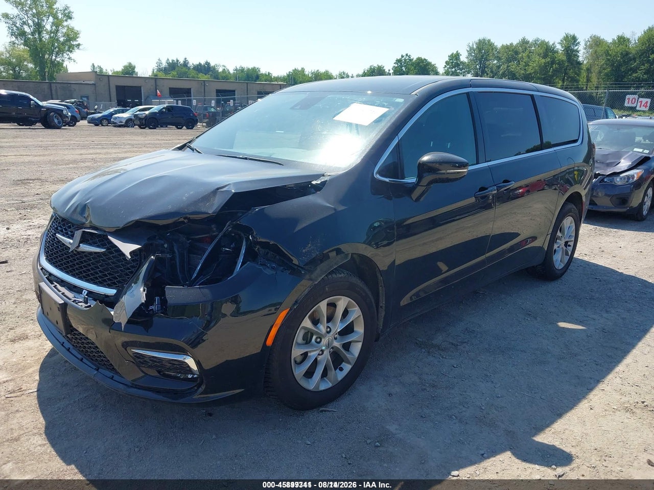 2025 CHRYSLER PACIFICA SELECT · 2/12