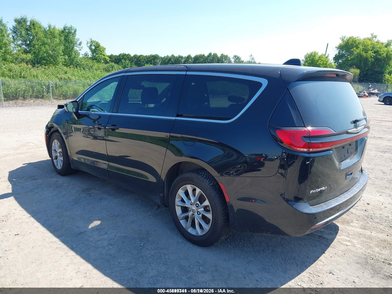 2025 CHRYSLER PACIFICA SELECT · 3/12