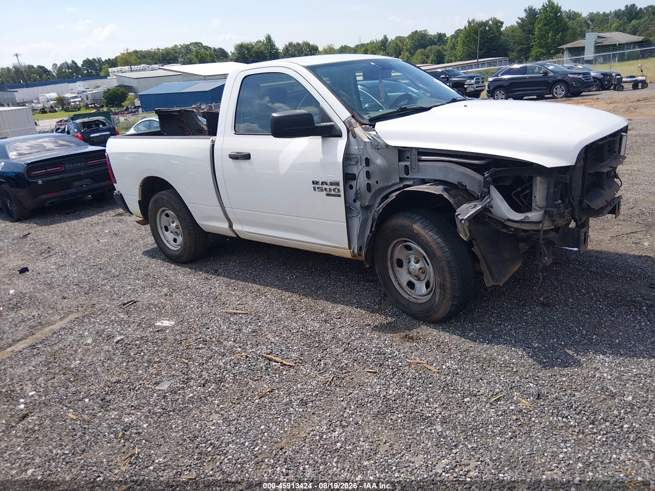 3C6JR6AG0KG****** · 2019 RAM 1500 CLASSIC TRADESMAN  4X2 6'4 BOX