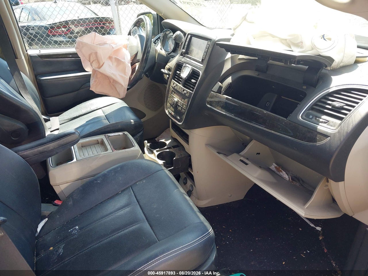 2016 CHRYSLER TOWN &amp; COUNTRY TOURING · 5/12