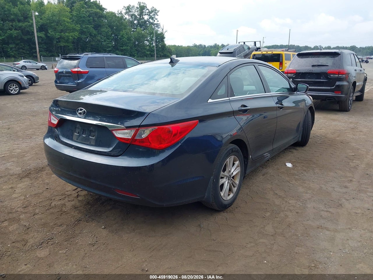 2013 HYUNDAI SONATA GLS · 4/12