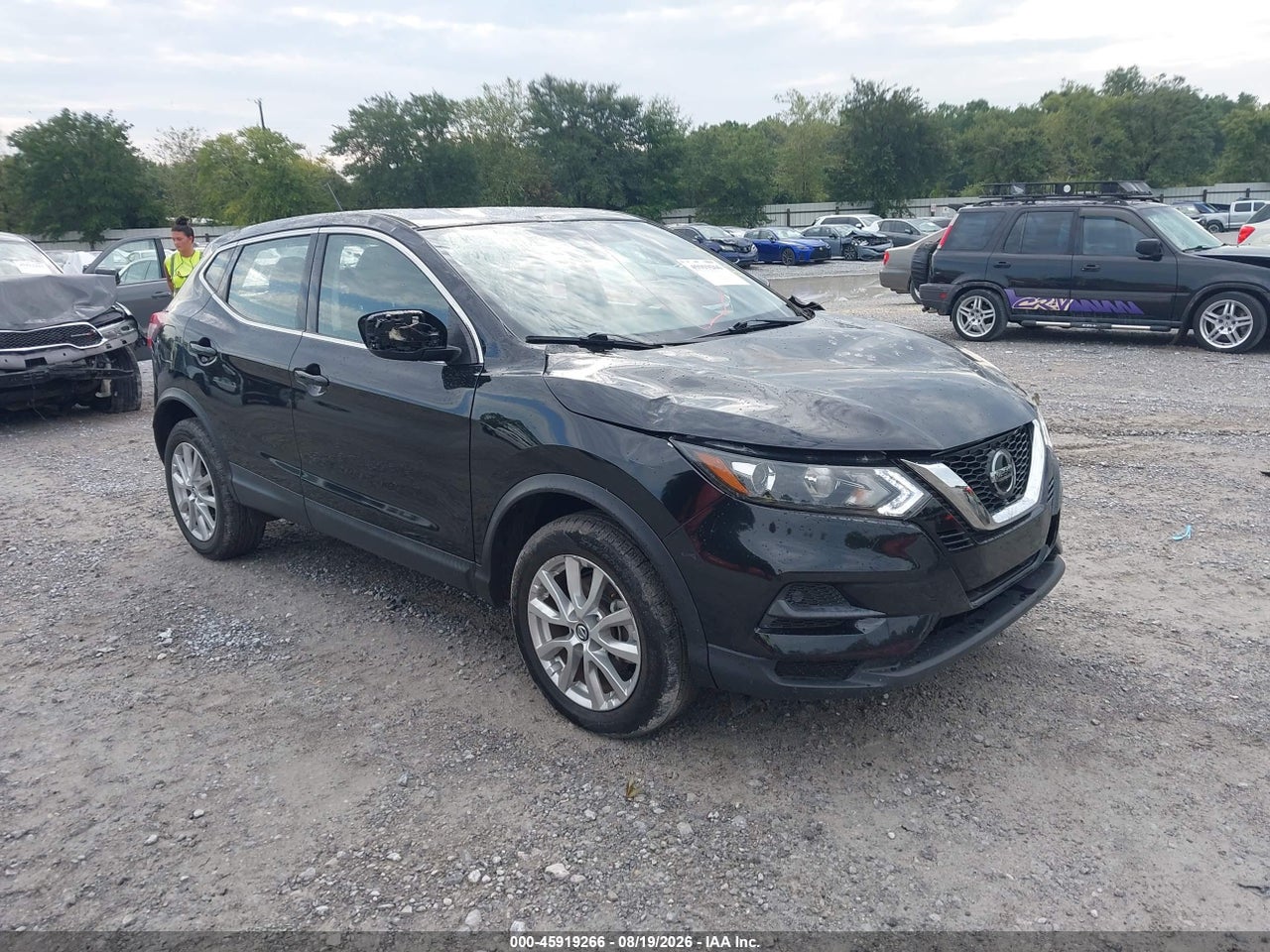 JN1BJ1AV2MW****** · 2021 NISSAN ROGUE SPORT S FWD XTRONIC CVT