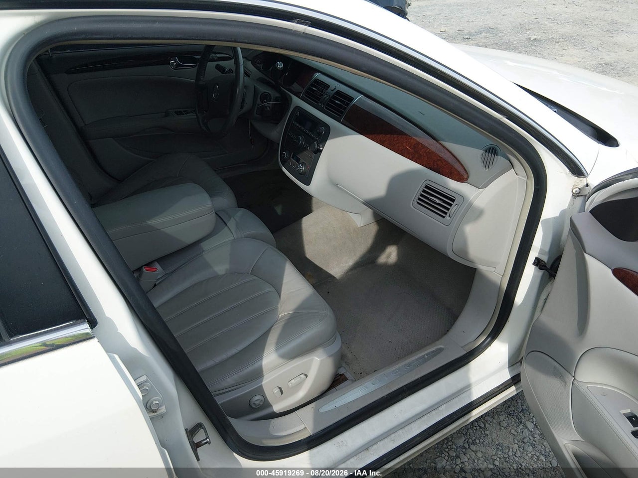 2010 BUICK LUCERNE CXL · 5/12