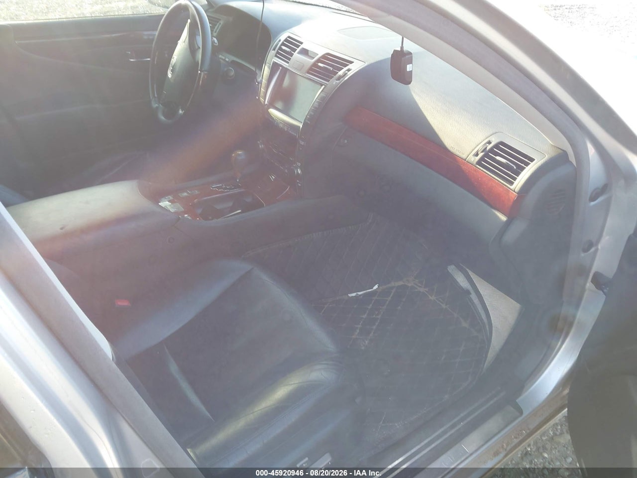 2007 LEXUS LS 460   · 5/12
