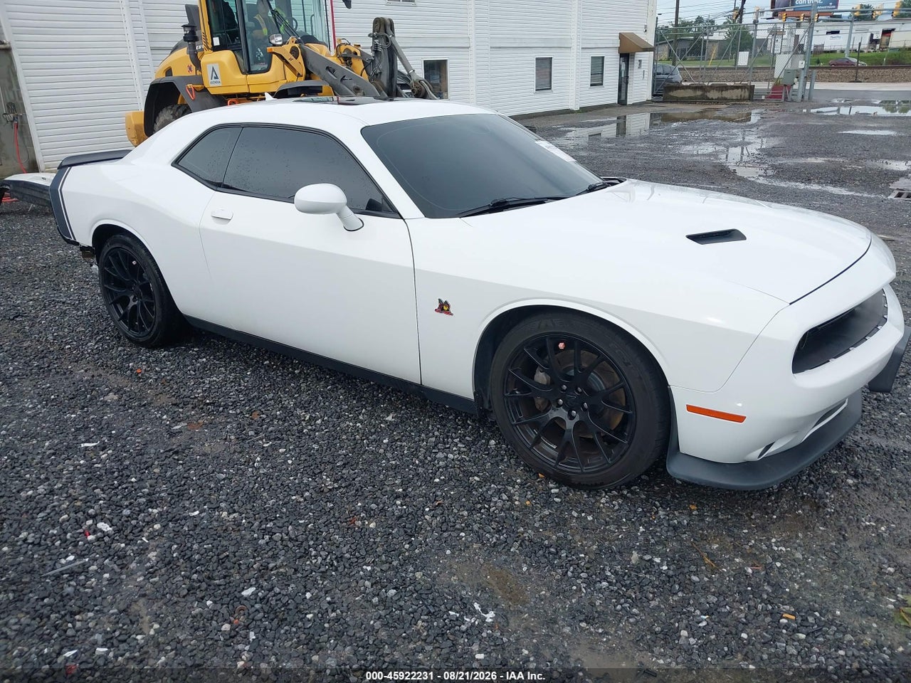 2C3CDZFJ6GH****** · 2016 DODGE CHALLENGER R/T SCAT PACK