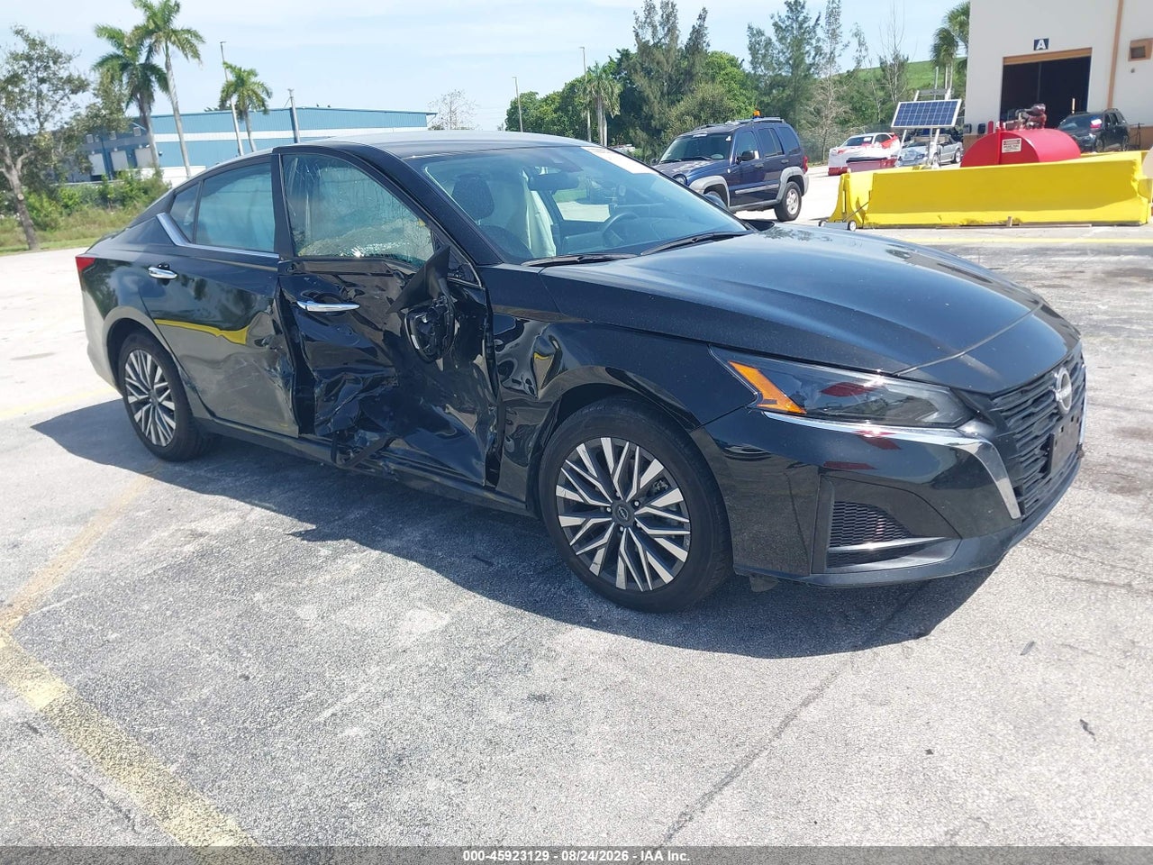 1N4BL4DV7SN****** · 2025 NISSAN ALTIMA SV FWD