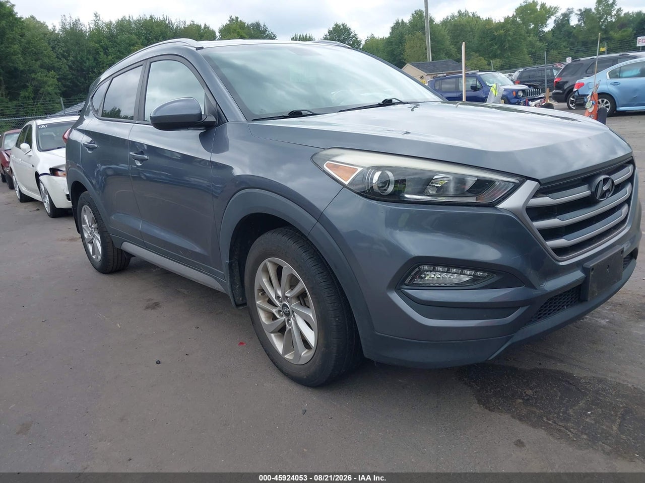 2017 HYUNDAI TUCSON SE · 1/12