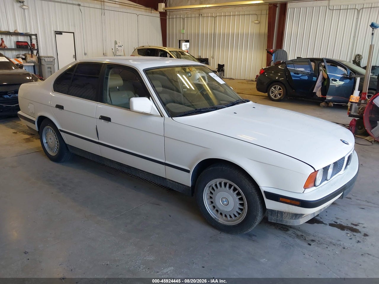 WBAHC230XKB****** · 1989 BMW 525 I AUTOMATIC