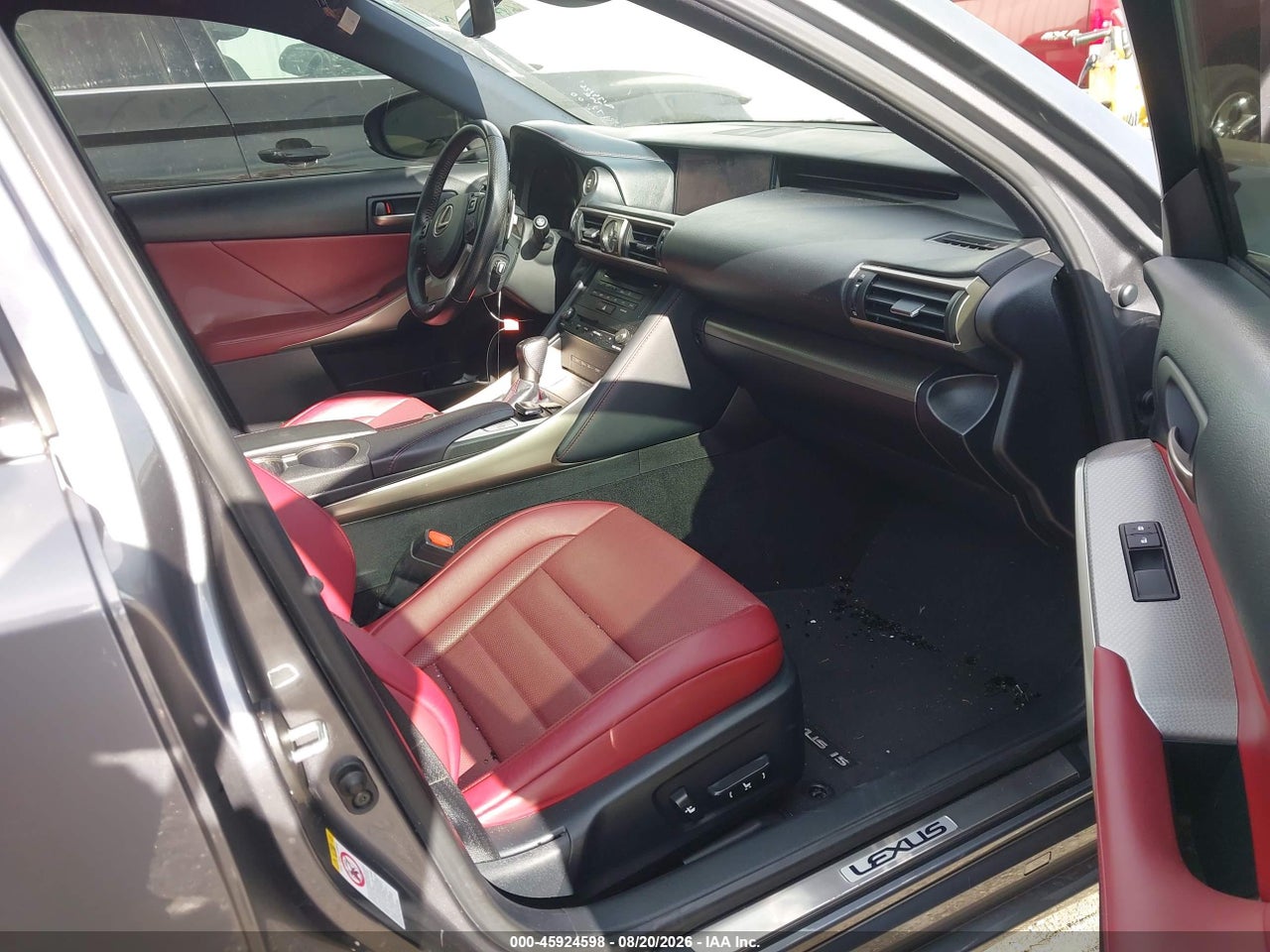 2018 LEXUS IS 300 · 5/12