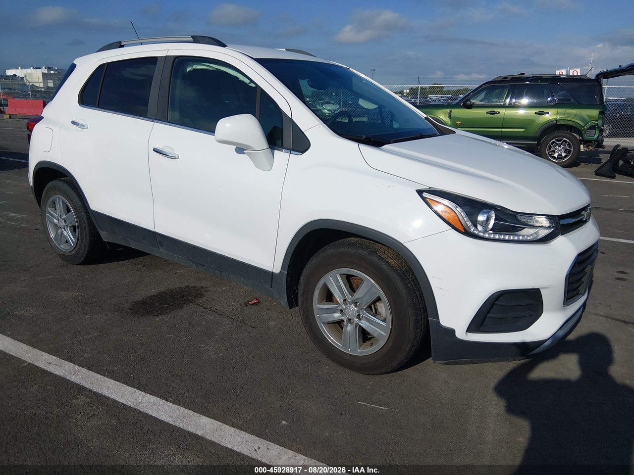 3GNCJLSB9LL****** · 2020 CHEVROLET TRAX FWD LT