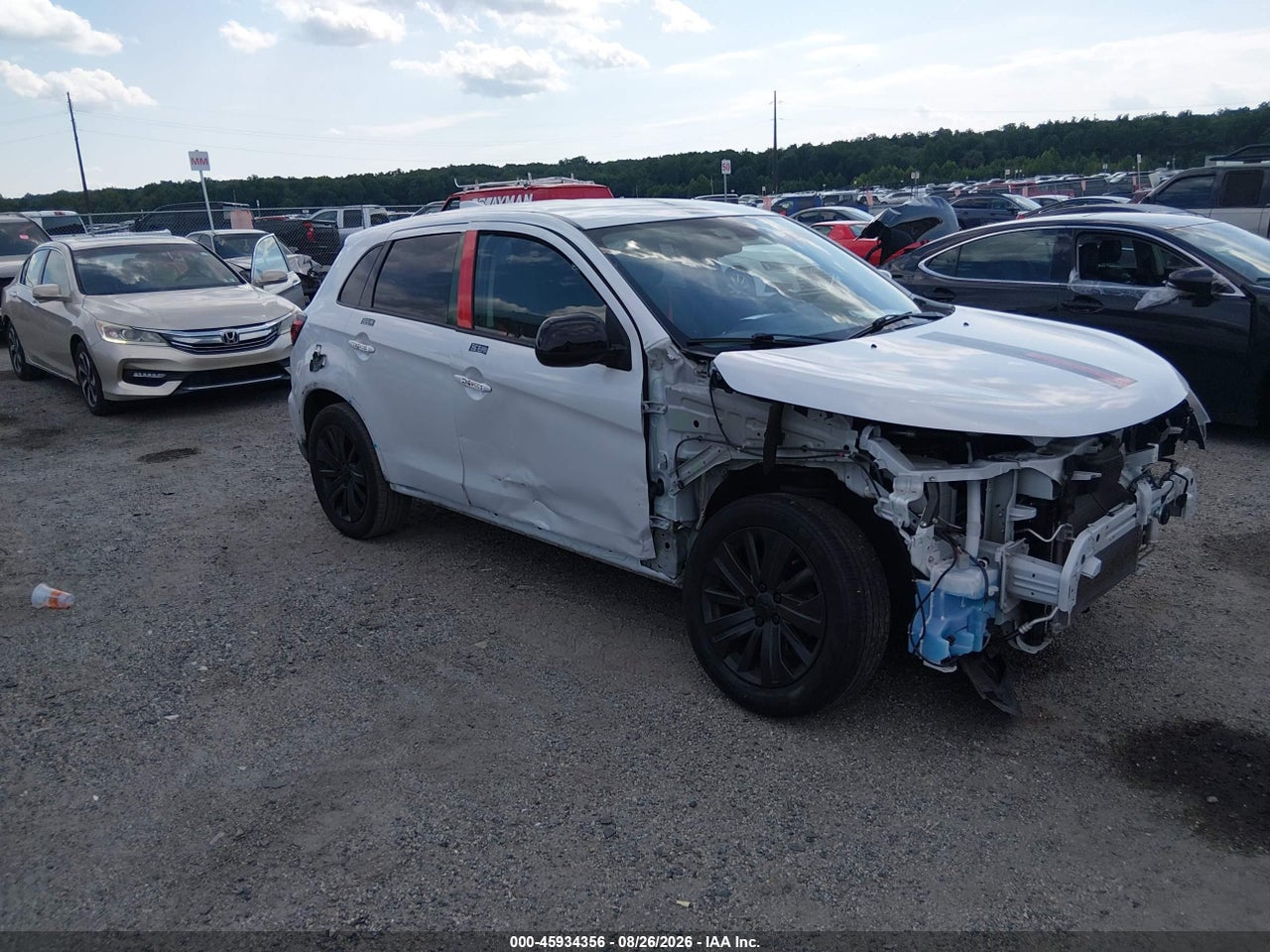 JA4ARUAU8SU****** · 2025 MITSUBISHI OUTLANDER SPORT 2.0 LE AWC