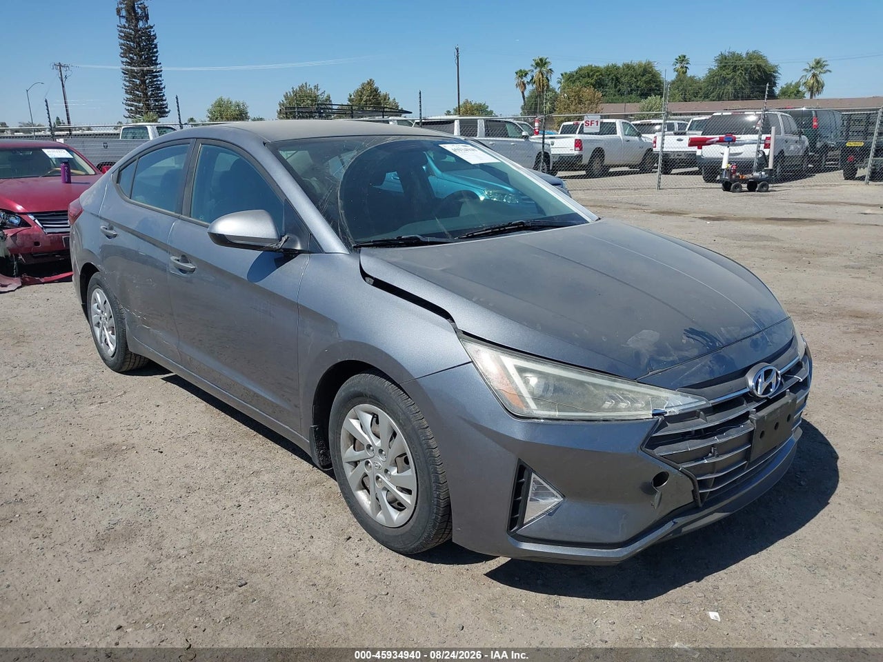 2019 HYUNDAI ELANTRA SE · 1/12