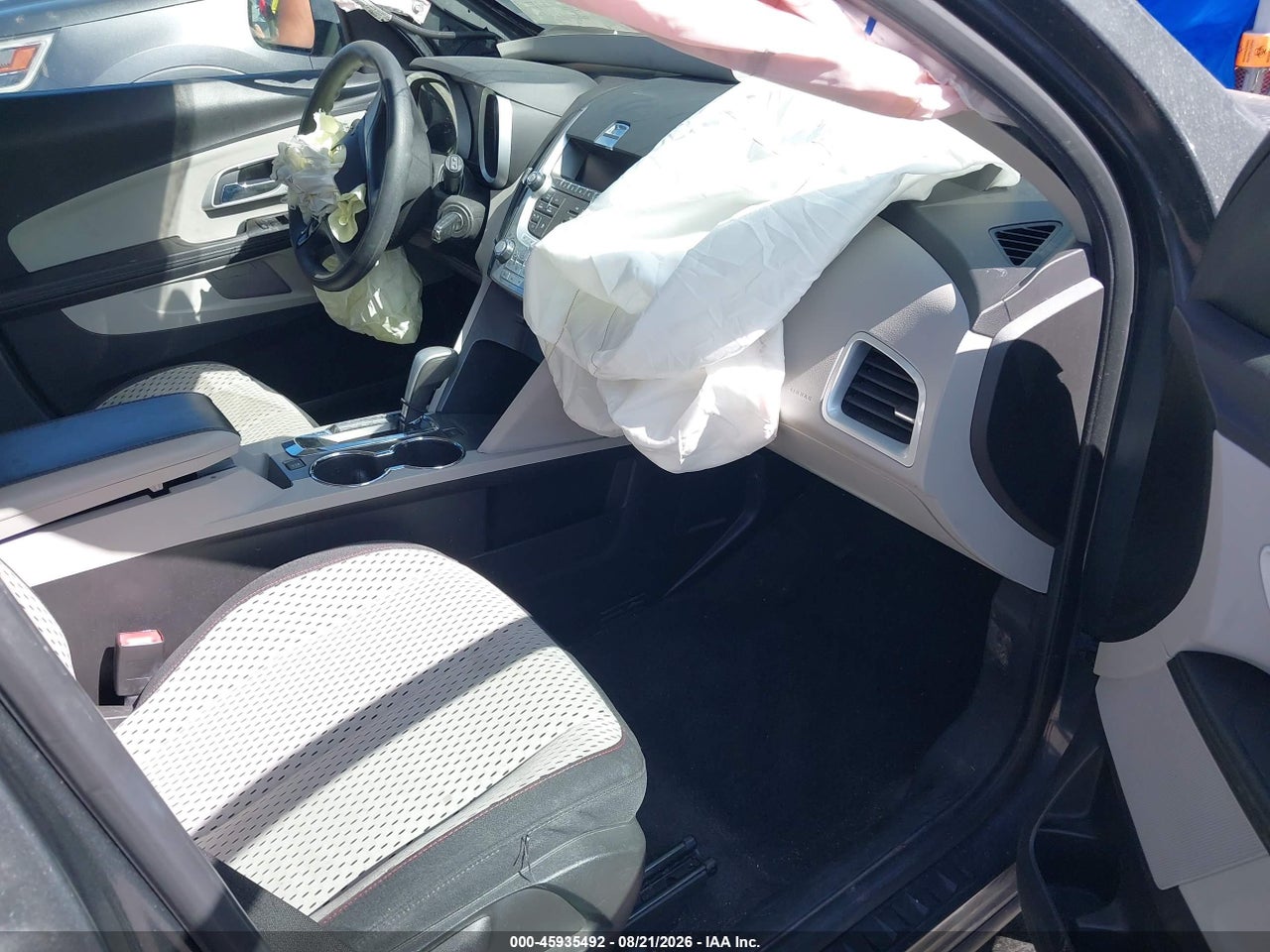 2010 CHEVROLET EQUINOX LS · 5/12
